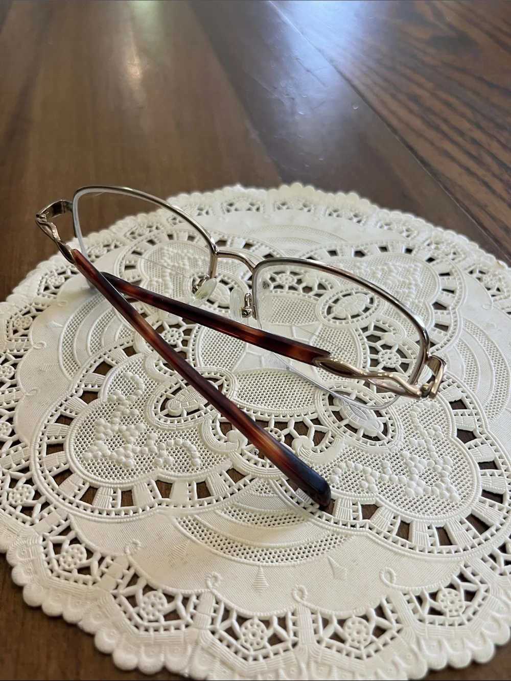 Vintage Tyra gold tinted eyeglasses